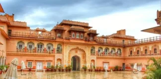 Stage a Royal Wedding at Chomu Palace, Jaipur Stage a Royal Wedding at Chomu Palace, Jaipur