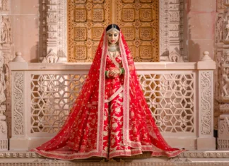 Why Do Indian Brides Wear Red? Indian brides