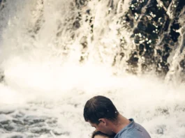 Steamy Romps In Falls waterfall couple shoot