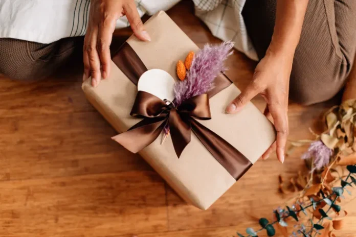 pre-wedding gifts partner