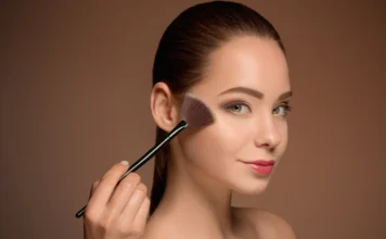 10 Best Light Highlighter Brands for the Glowing Bride best light highlighter