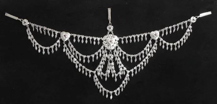 featured iamge quirky designs kamarbandhs