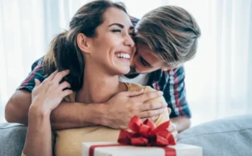 Surprise Your Wife with These Unique Christmas Presents! christmas presents