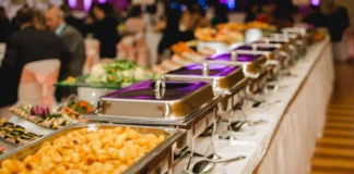 Delicious Food Live Station Ideas for Your Wedding! Food Live Station