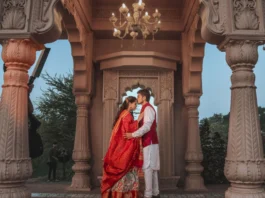 Romantic and Quirky Wedding Photo Poses to Capture Love! wedding photo poses