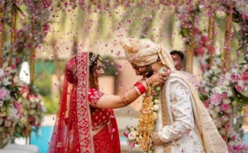 Know This Before Picking a Season For Hosting Weddings! Hosting Weddings