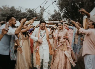 Unforgettable Wedding Entrance Ideas for the Bride and Groom Wedding Entrance
