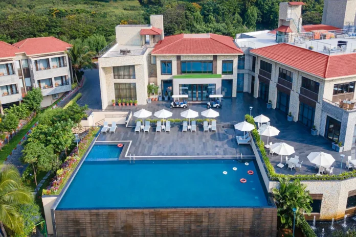 feature-2025-05-12T123529.409-696x464 Radisson Visakhapatnam